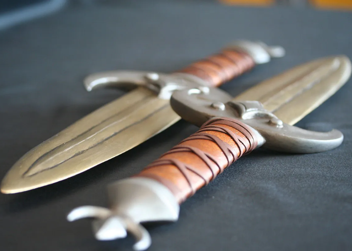 “Jode,” Khajiit Dagger in Calcinium - Image 3